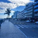 Otimo Apartamento De 2 Quartos - Pertinho Da Praia